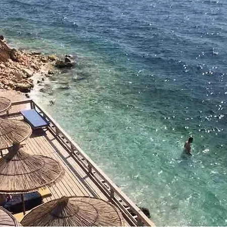 Apartment Sea Gem Luxury Sarande