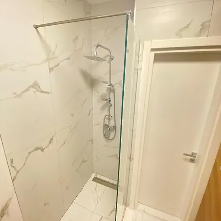 Sea Gem Luxury Apartment